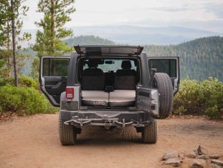 Luno AIR+FOAM PRO Jeep Wrangler Mattress back view